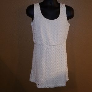 Sleeveless Off White dress